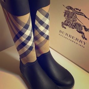 *SOLD* BURBERRY Clemence Check Rain Boots 6 US